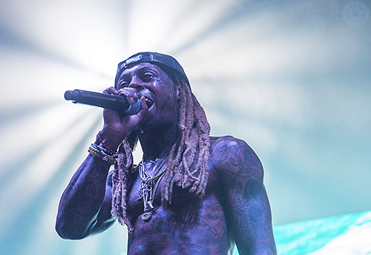 Lil Wayne performing