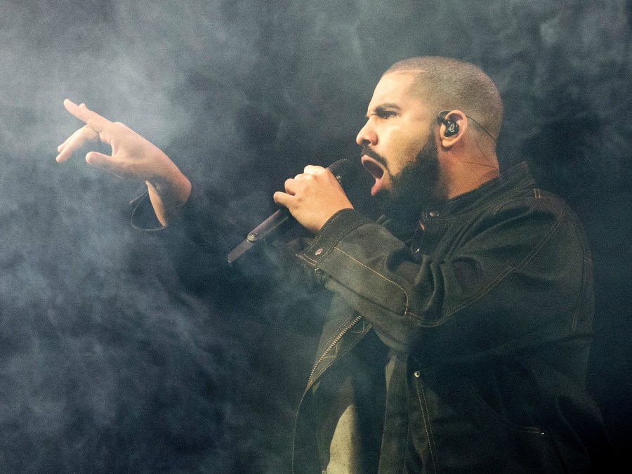 Drake and Future's tour bus was robbed of $3 million worth of jewelry.