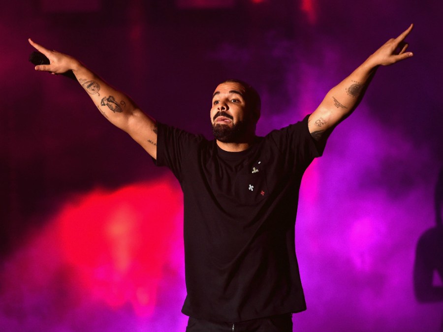 Drake regains #1 spot in hip hop album sales for VIEWS