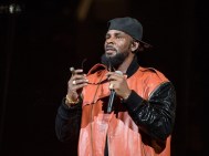 R. Kelly Pleads Not Guilty To 10 Counts Of Criminal Sexual Abuse