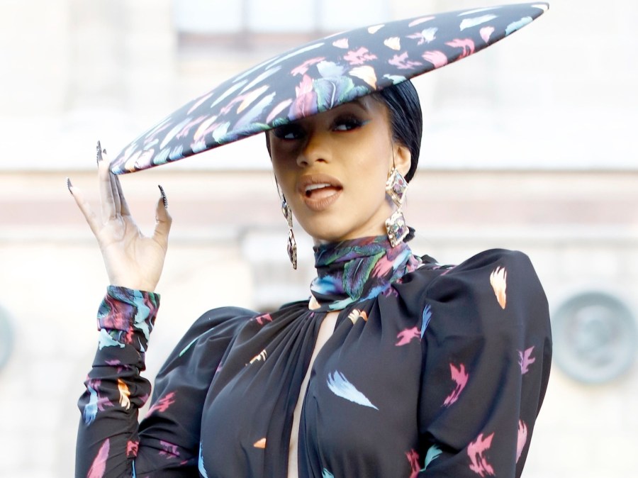 Cardi B Doubles Down On Never Making A Nicki Minaj Diss Song