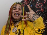 Tekashi 6ix9ine Jokes About Snitching In Return To Social Media