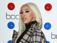 Doja Cat Promises To Show Her Breasts If Nicki Minaj-Featured 'Say So (Remix)' Hits No. 1