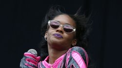 Azealia Banks Claims To Know Kanye West Is Hiding His Homosexuality, Then Shaves Her Head