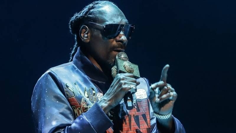 Snoop Dogg Called A 'Hypocrite' After Posting Studio Pics With Trump-Loving Kanye West