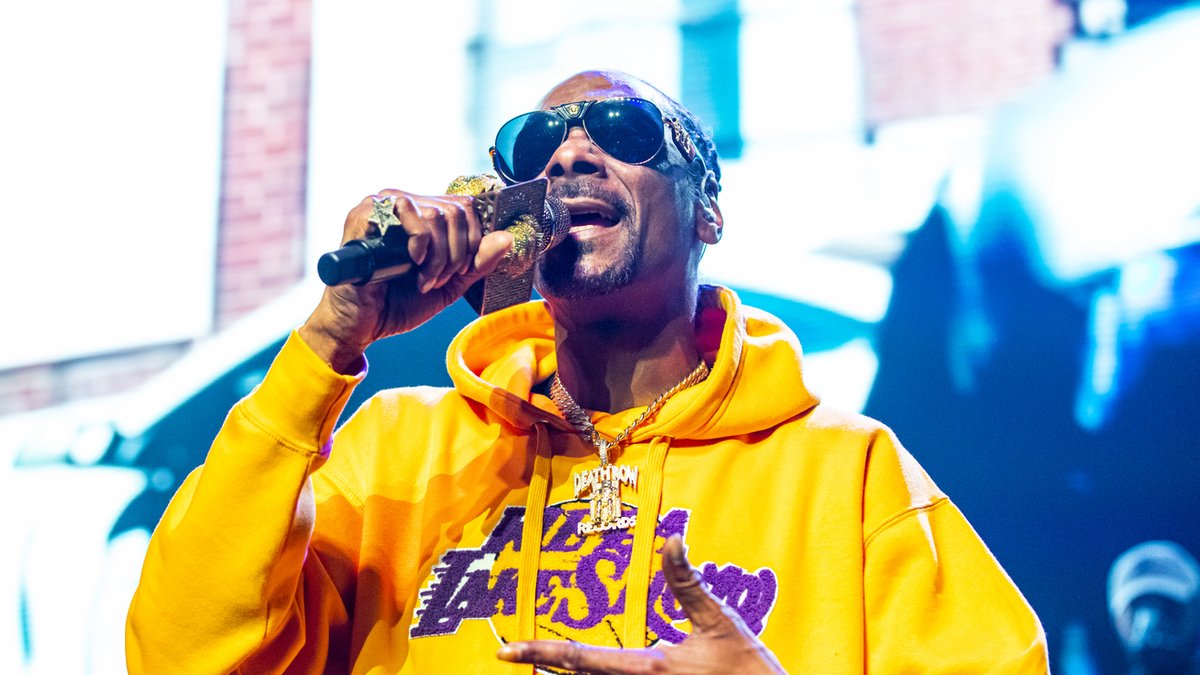 Snoop Dogg, Ice Cube, Lil Wayne & More React To Los Angeles Lakers Winning Championship