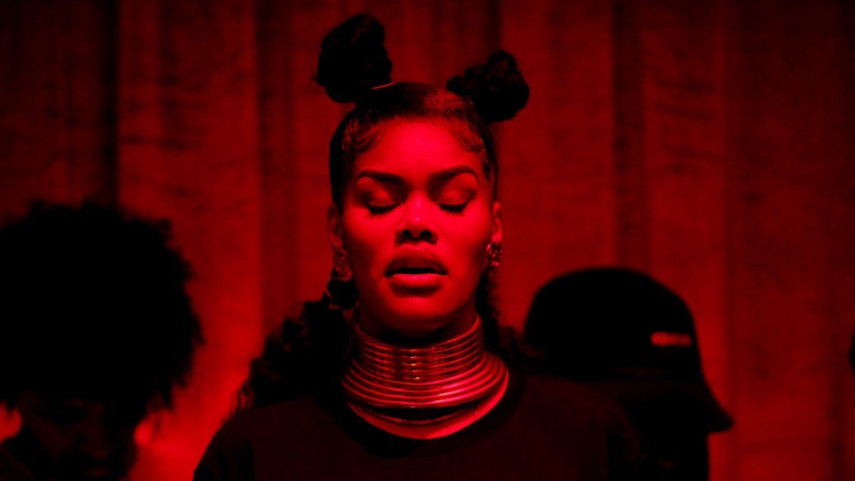 Teyana Taylor Calls Out 'Internet COVID Experts' Over Social Distancing Criticisms