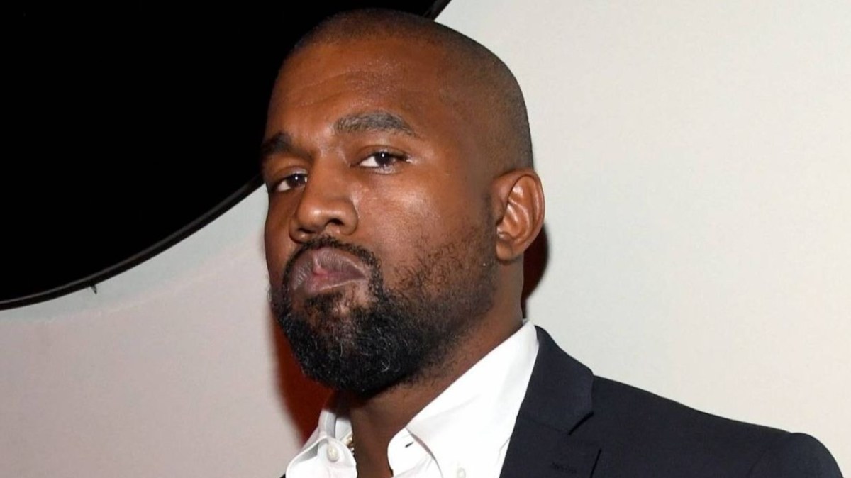 Black Woman Who Argued With Kanye West Posts His Opposite Treatment With White Woman