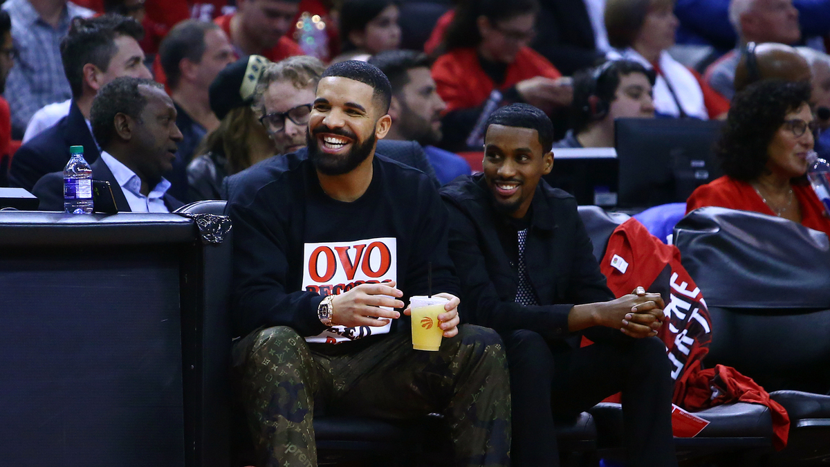 Drake Kicks Up More Beatles' Dust With New Billboard Record