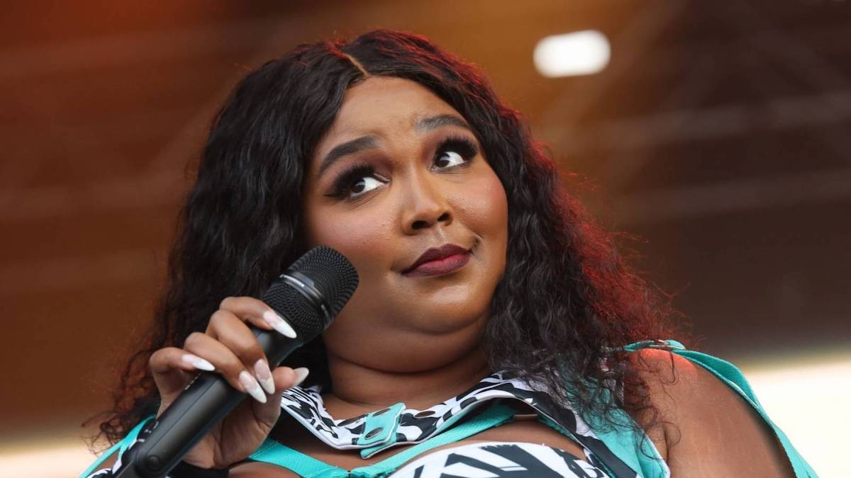 Lizzo's Diet & Exercise Routine Sets Off Conflicting Opinions On TikTok & Twitter