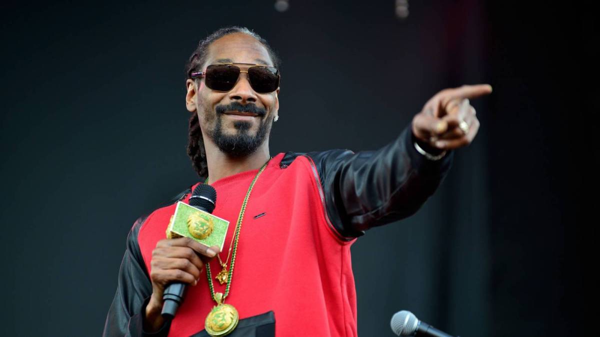 Snoop Dogg Launches #VoteWithSnoop Registration Drive To Help Get Donald Trump Out Of Office