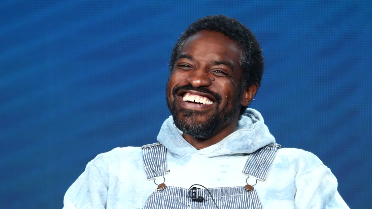 A Rare André 3000 Sighting Finds Him Happily Hanging Outside With His Flute