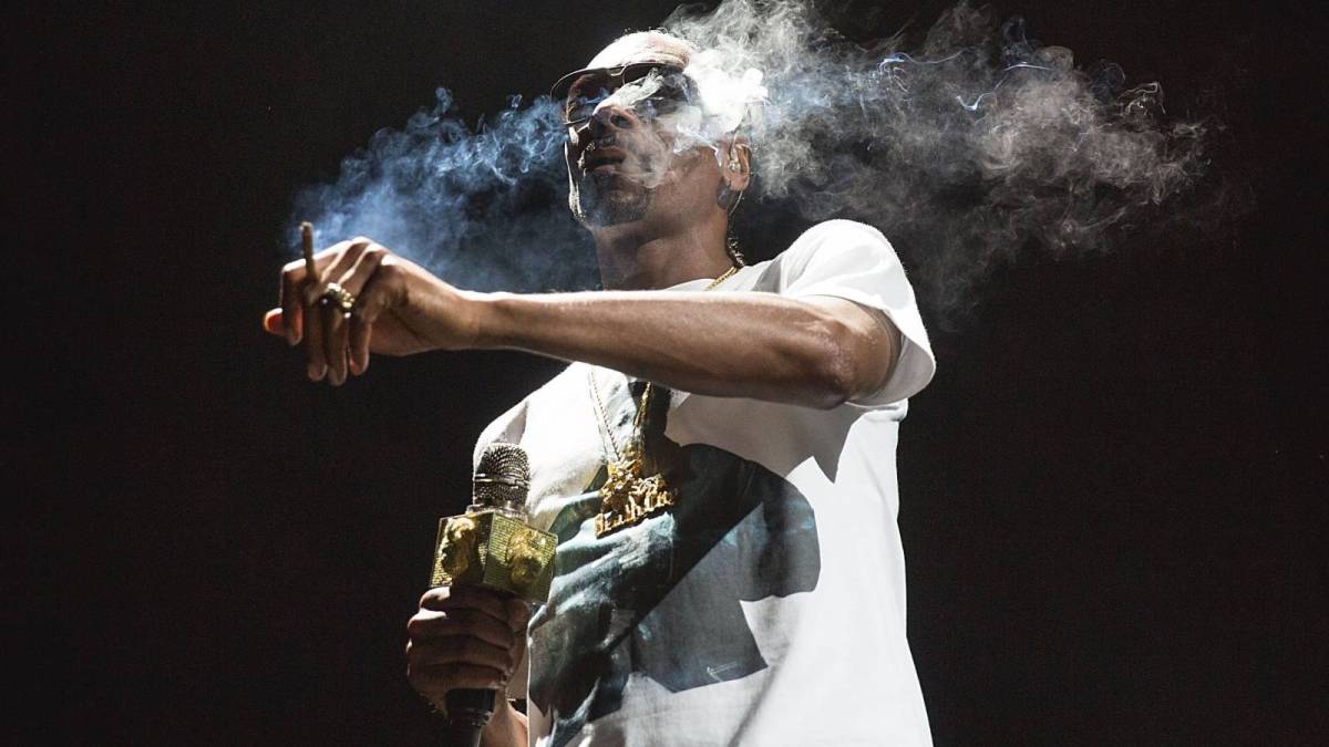 Will Snoop Dogg Smoke Weed During Super Bowl Halftime Show? Bets Are Being Placed