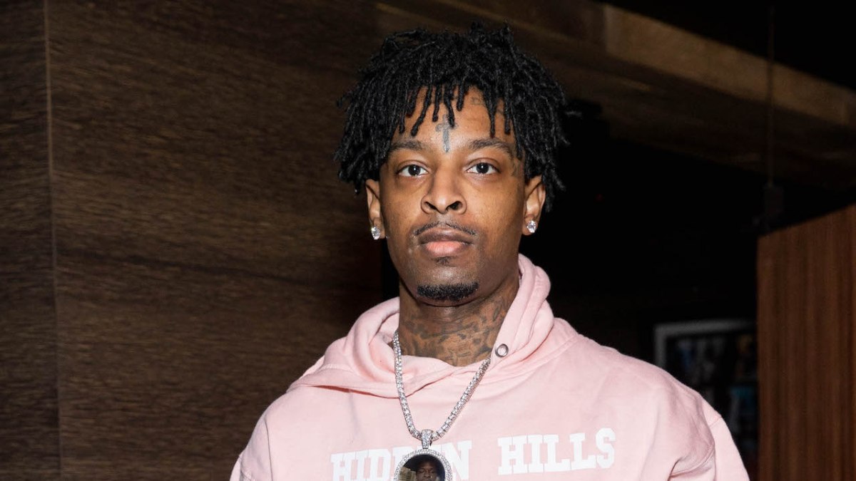 21 Savage Demands An End To Street Violence But Twitter Calls Him A Hypocrite