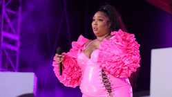 Lizzo 'Claps Back' At Fat Shaming Critics With Raunchy Instagram Post