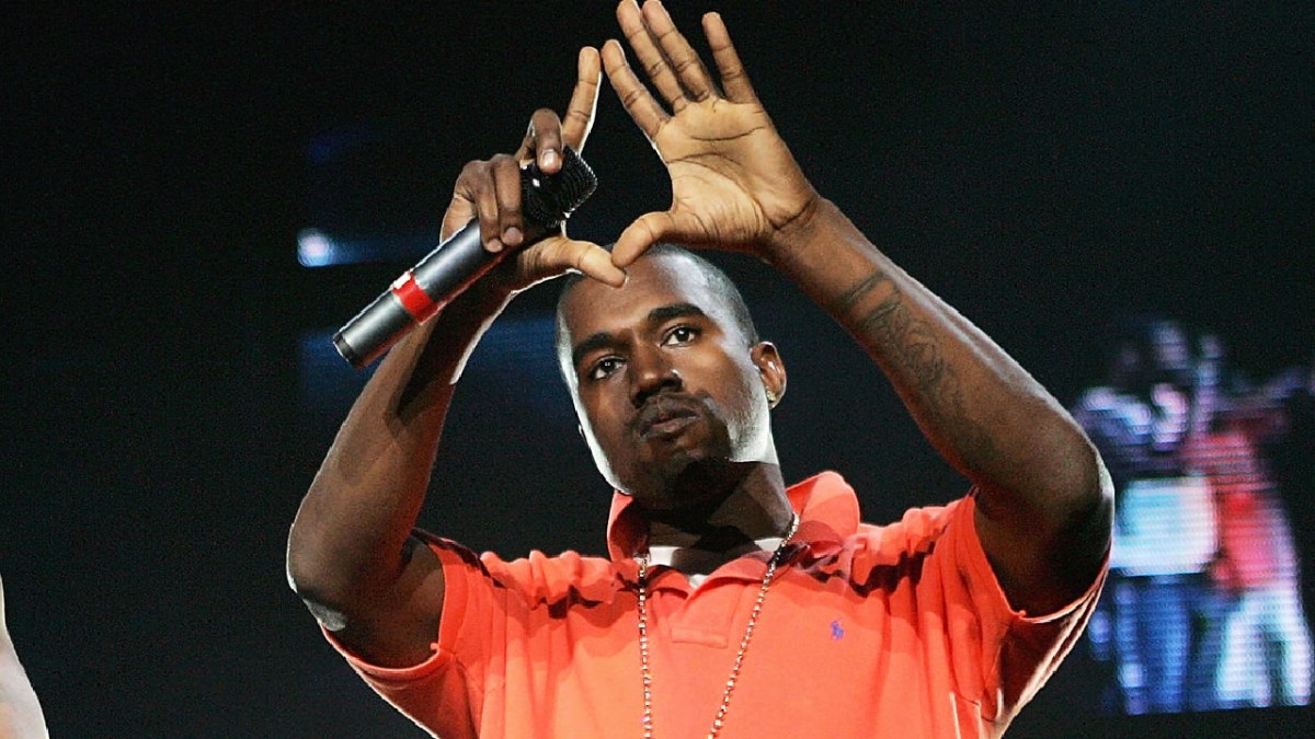 Kanye West Finally Scores His 1st Diamond Plaque