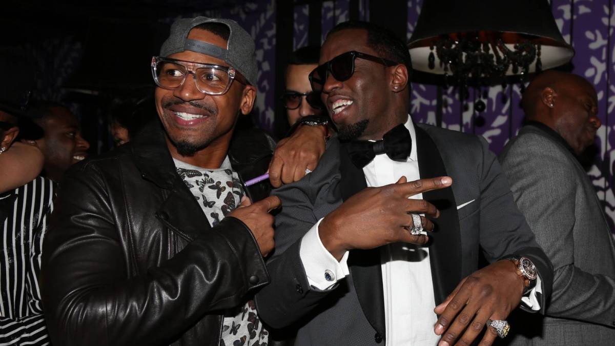 Stevie J Mistaken For Diddy At Airport But Goes Along With It: 'I Am Puff Daddy For Real'