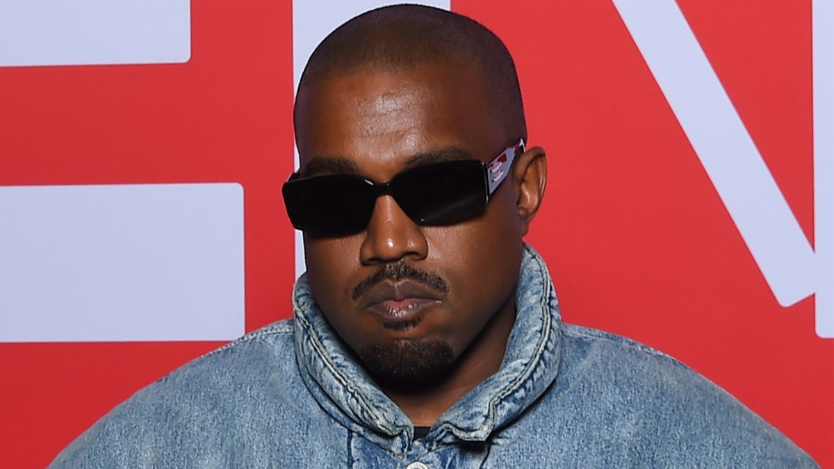 Kanye West Reveals 'Donda 2' Tracklist