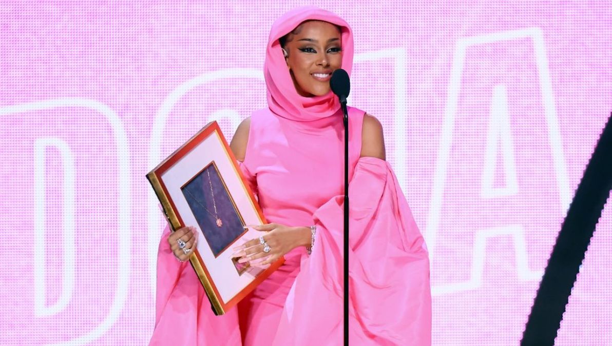 Doja Cat, Summer Walker & Saweetie Win Big At 2022 Billboard Women In Music Awards