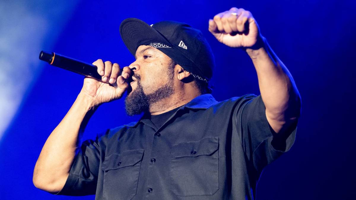 Ice Cube Says Lil Wayne Is The Best Rapper Alive: 'His Metaphors Are Otherworldly'