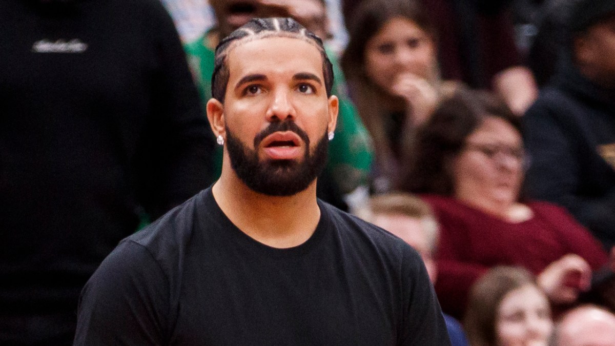 Drake's 'Honestly, Nevermind' Album Makes Apple Music History - One Hour After Its Release