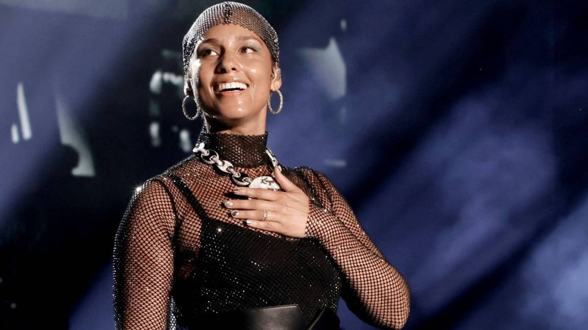 Alicia Keys Earns 9 New Gold & Platinum RIAA Certifications For 'Fallin' + More