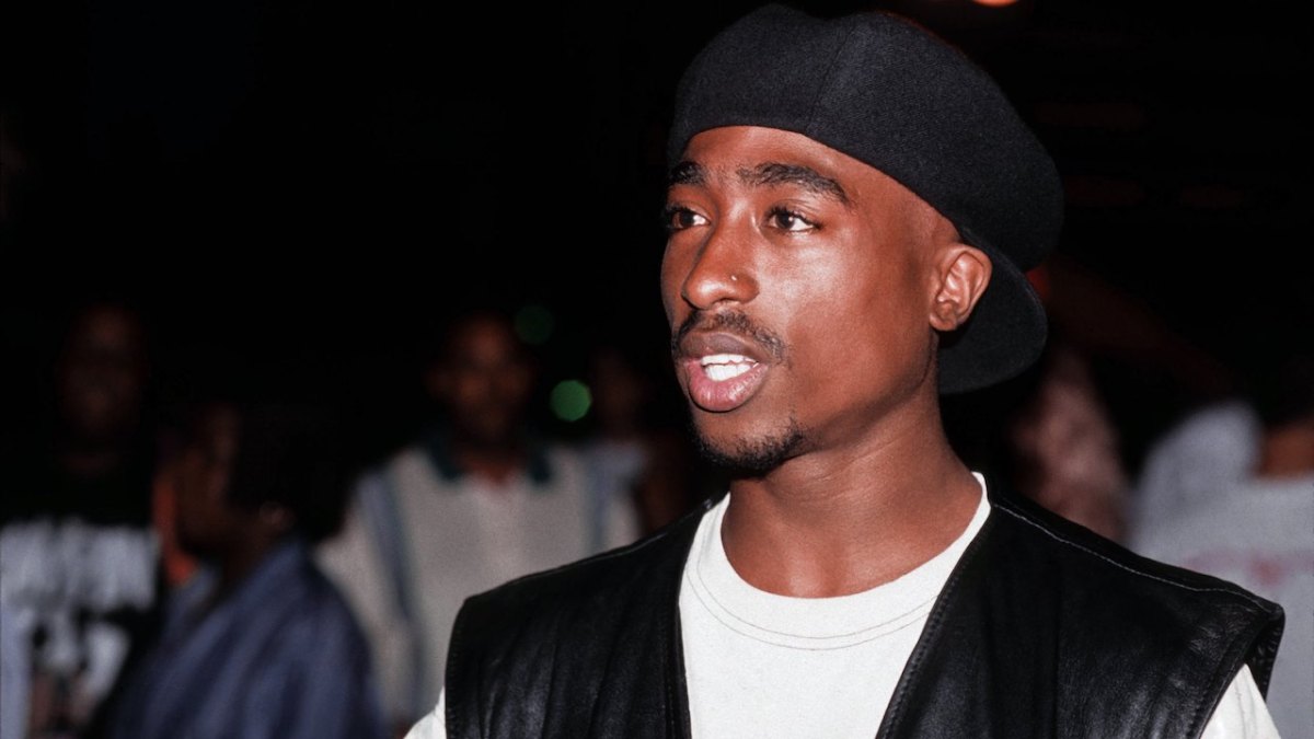 2Pac’s ‘Greatest Hits’ Becomes Fourth-Longest Charting Rap Album