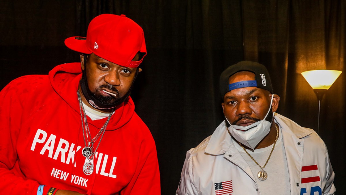 Raekwon & Ghostface Killah Freestyle Inside MSG For New York Knicks & KITH Collab