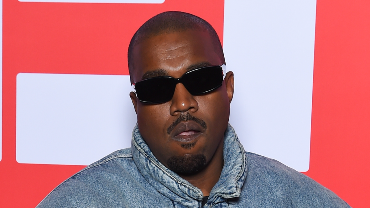 Kanye West Unable To Sell ‘White Lives Matter’ Shirts