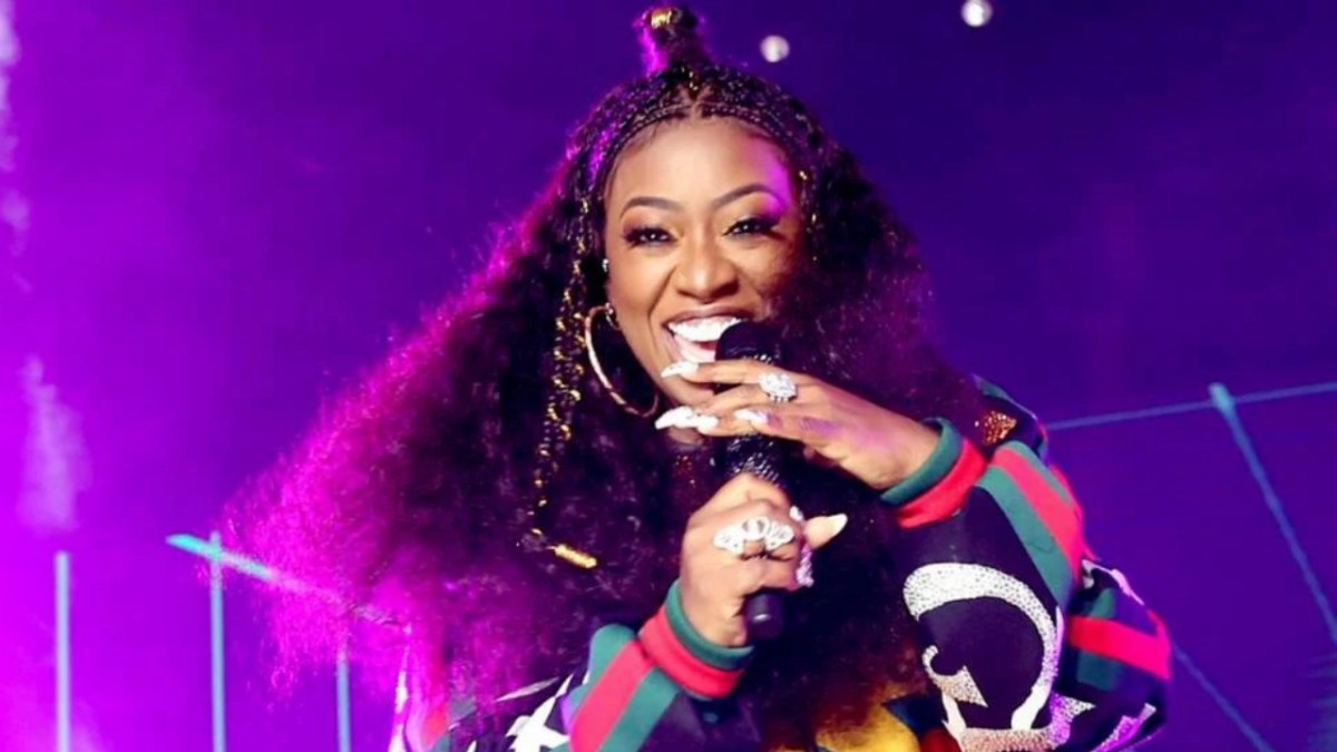 Missy Elliott Urges Fans To Be ‘Fearless’ As They Walk Into 2023