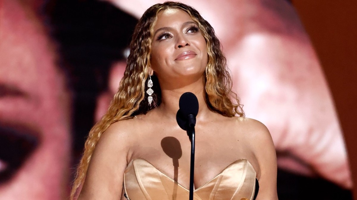 Beyonce Tears Up Accepting Record Breaking 14th Grammy Award