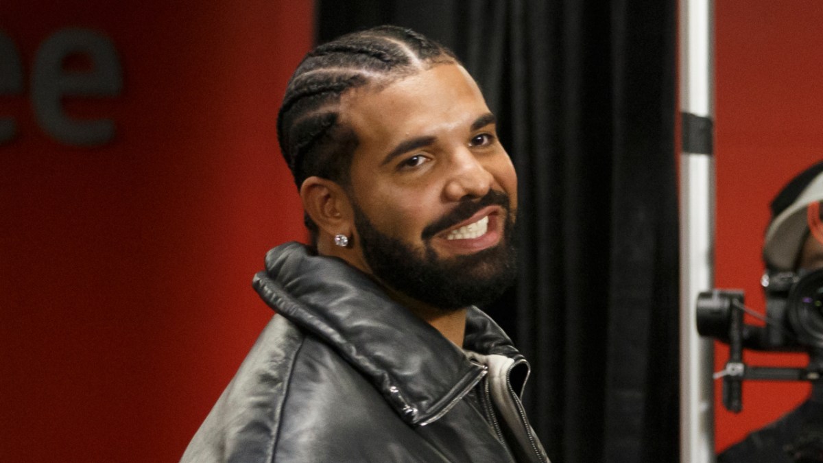 Drake Gets OVO Owl Braided Into His Hair