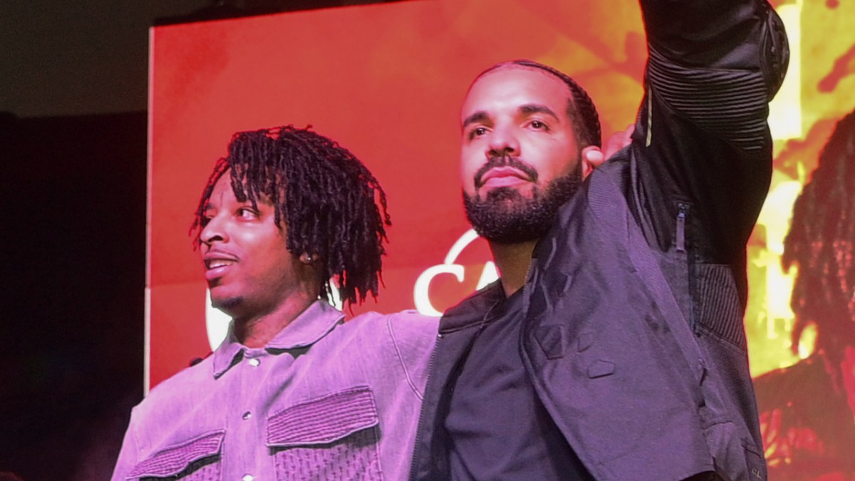 Drake & 21 Savage Announce It's All A Blur Tour