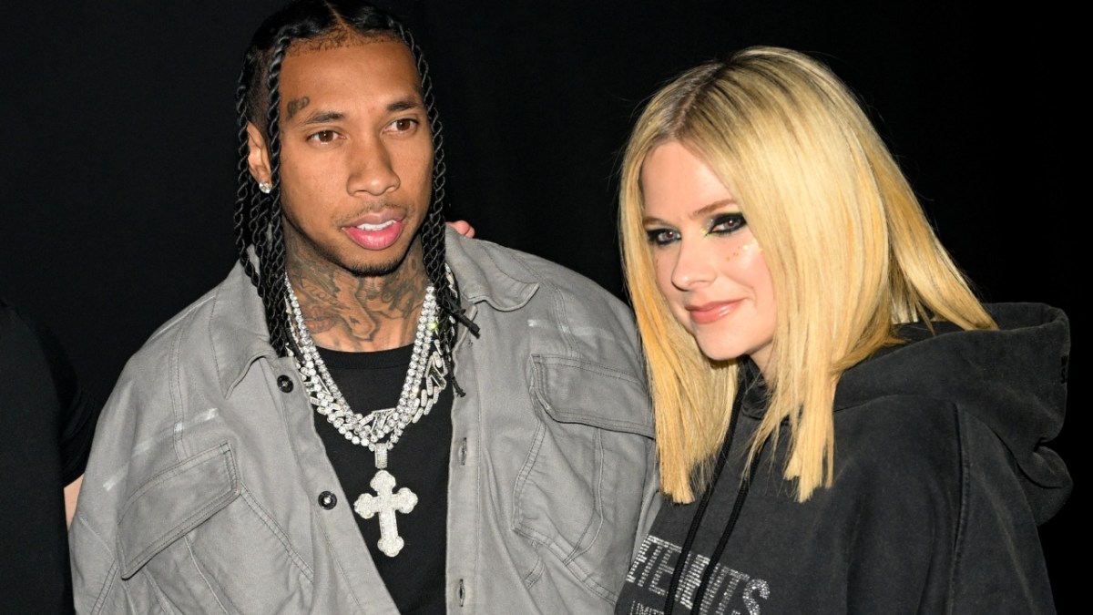 Tyga Makes Avril Lavigne Relationship Instagram Official