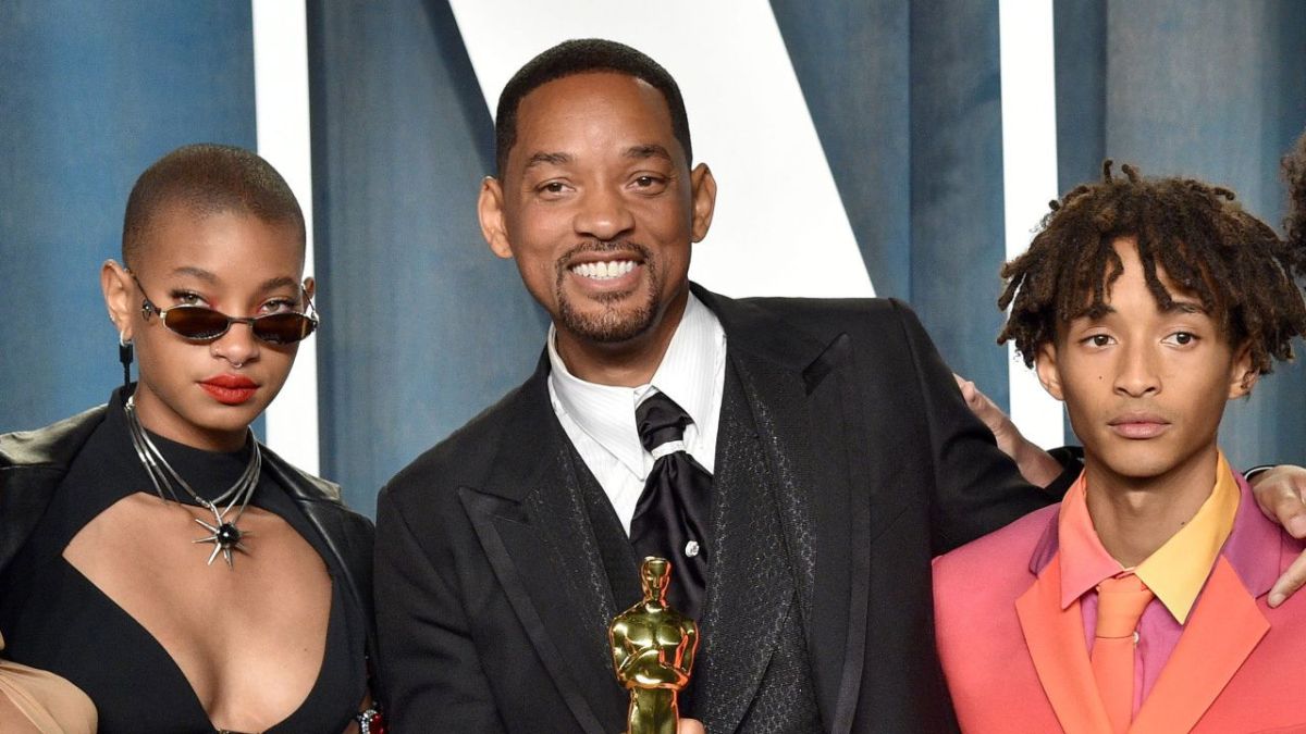 Will Smith Has Proud Dad Moment As Willow & Jaden Perform At Coachella