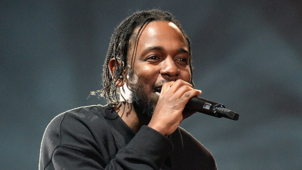 Kendrick Lamar Attends His Sister's College Graduation