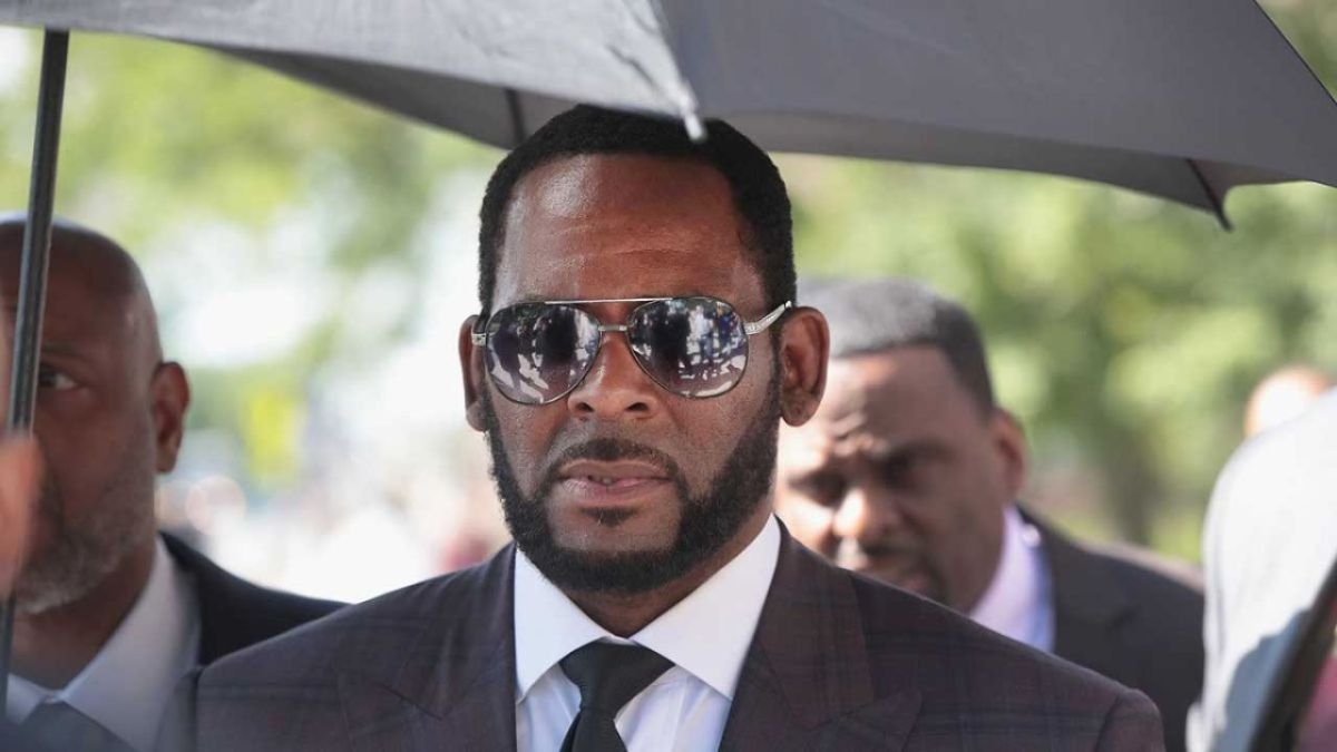 R. Kelly Accuser Demands Singer’s Medical Information Over Herpes Allegations