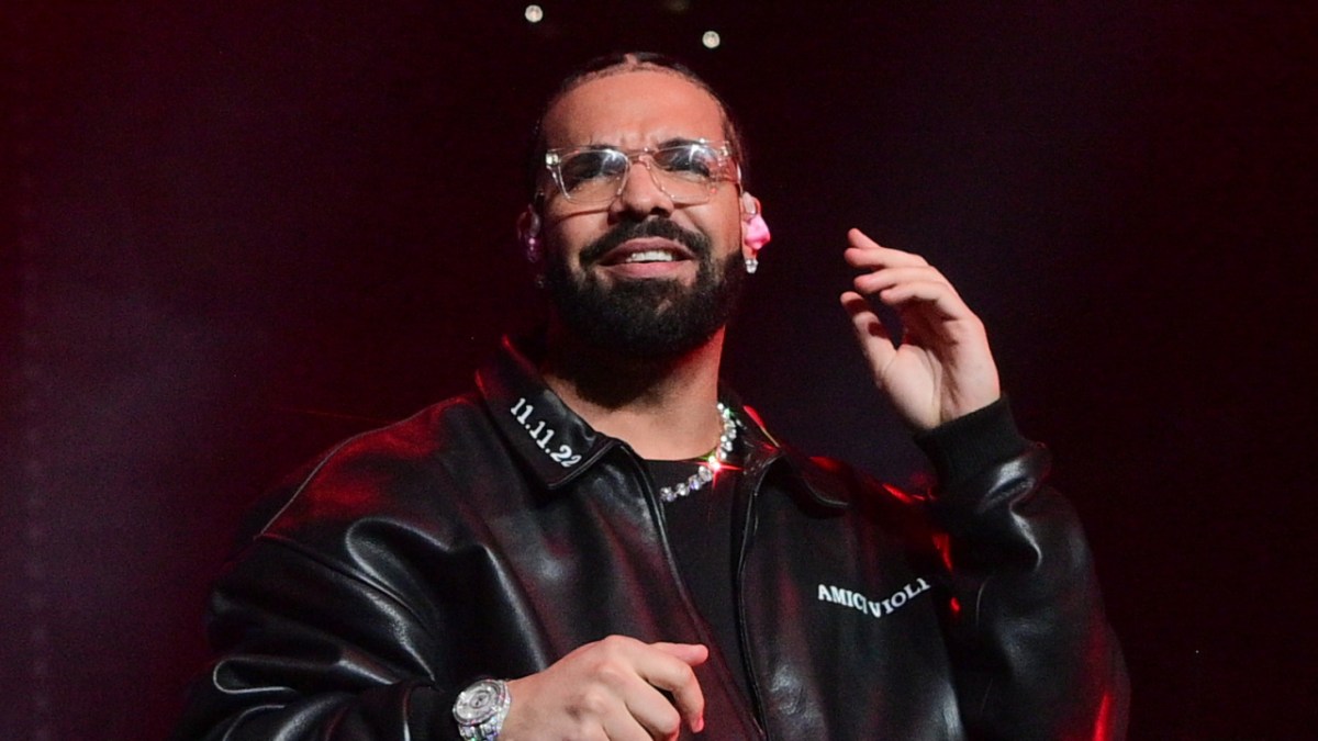 Drake Performs With Giant Sperm During It's All A Blur Tour Opener