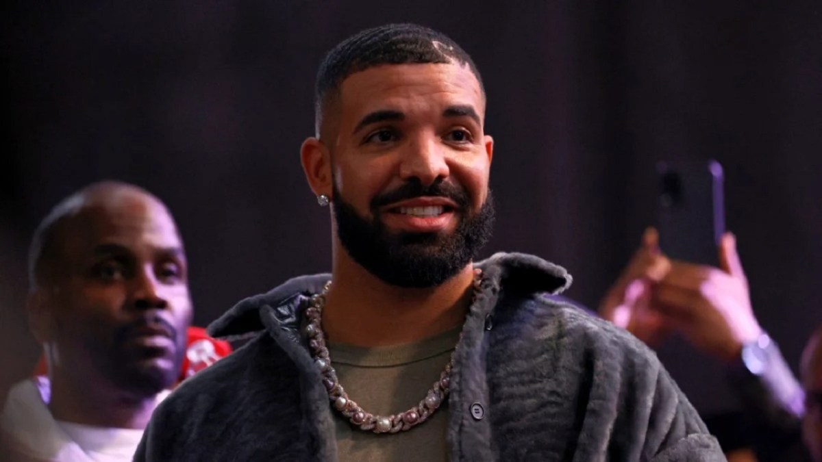 Drake Takes $230K Hit After Ignoring Detroit Concert Curfew: 'I Don't Give A F-ck'