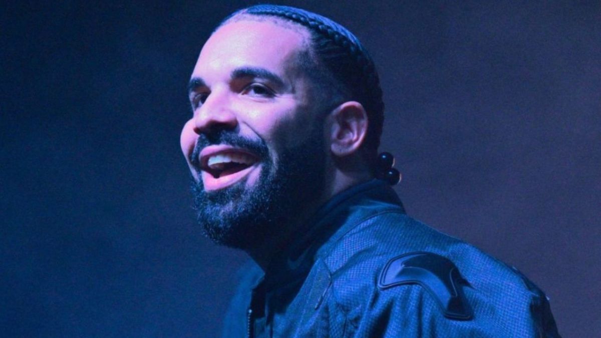 Drake Lusts Over Fan’s Mother & Rocks Her ‘Custom’ Bra As A Durag: ‘It’s A 46J!’