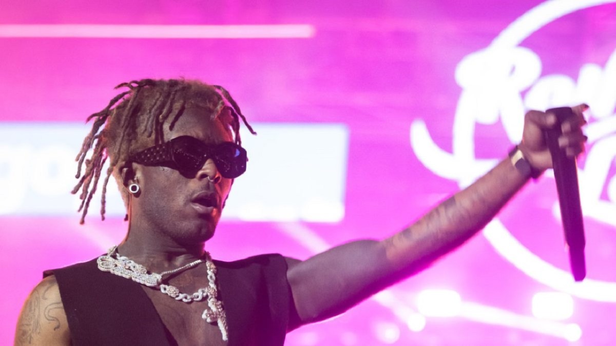 Lil Uzi Vert Refutes Hip Hop ‘Outcast’ Label: ‘I’m More Of The Class Clown’