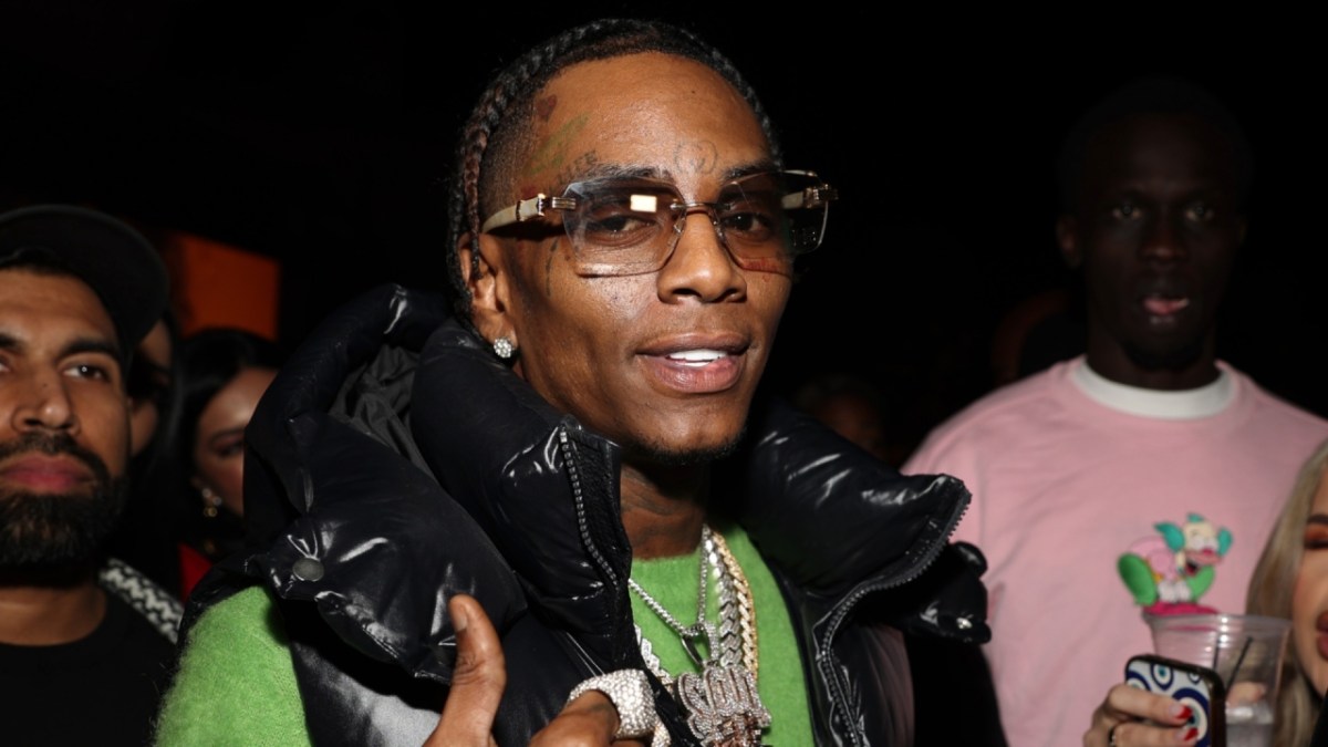 Soulja Boy's Concert Stunt Backfires As He Almost Suffers Nasty Skateboard Fall