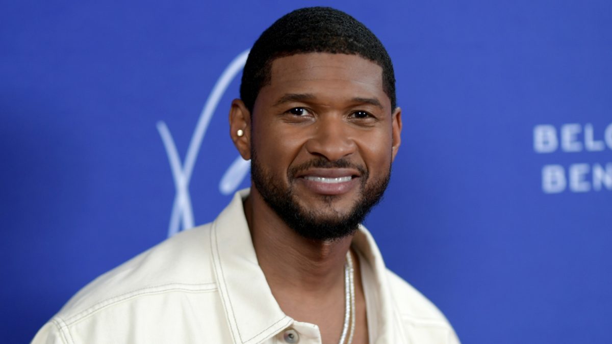 Usher Roasted Over Bizarre Outfit At Balenciaga Fashion Show