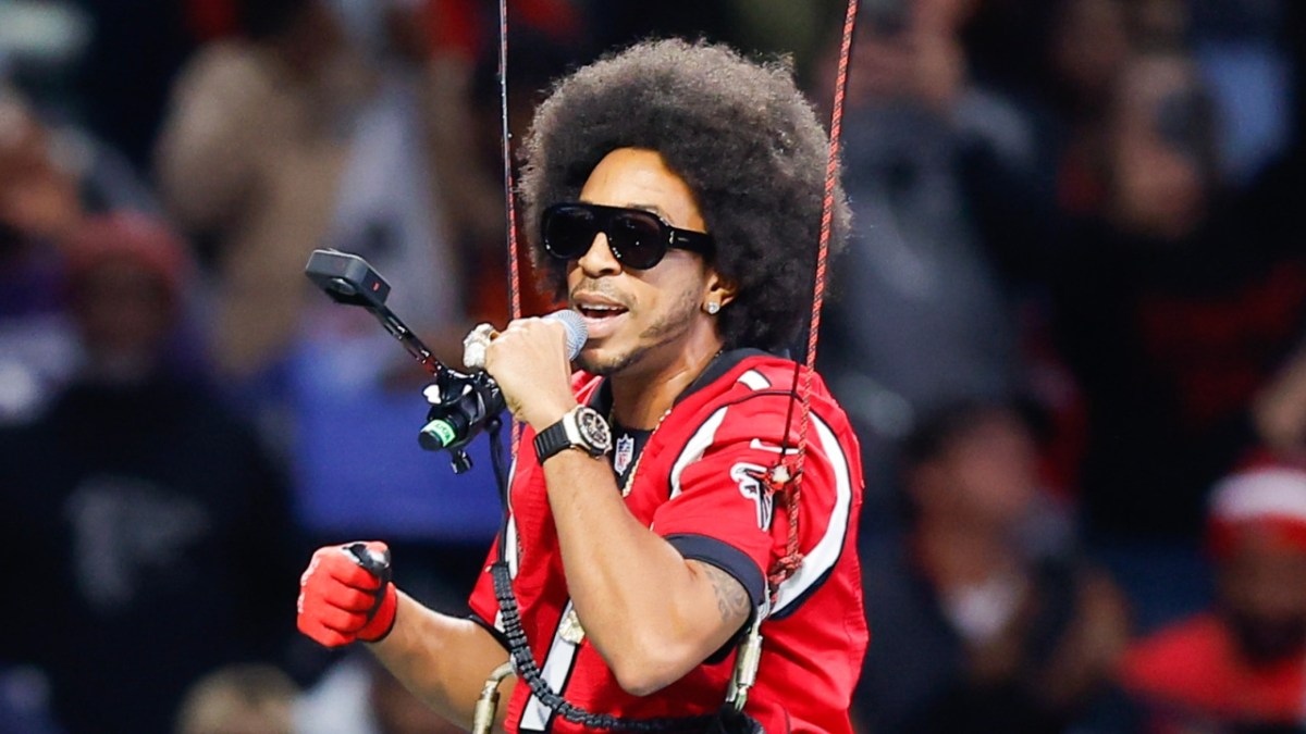 Ludacris Defies Gravity During Atlanta Falcons' Epic Hip Hop 50 Halftime Show