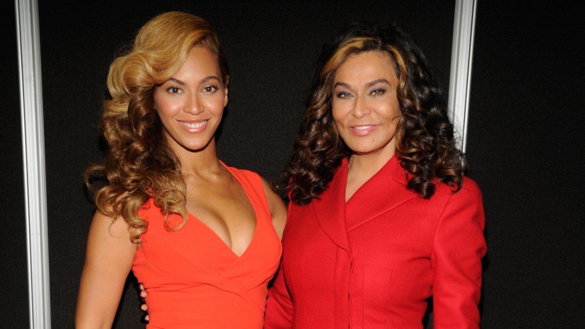 Beyoncé Gets ‘Really Mean’ Backstage On Tour, Says Her Mother Tina Knowles