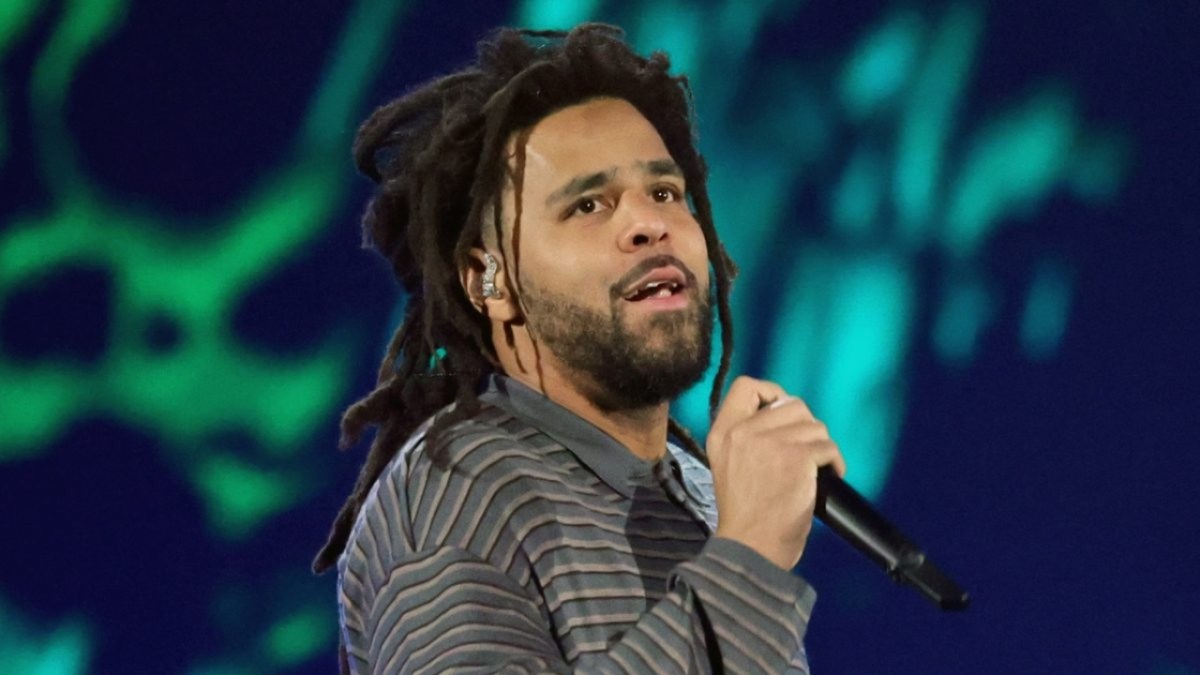 J. Cole Hits Major Streaming Milestone With ‘No Role Modelz’