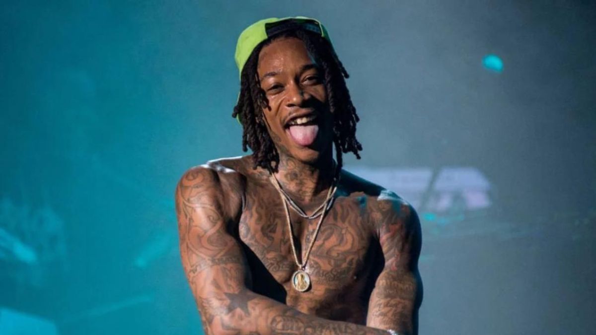 Wiz Khalifa Goes Viral For Flexing Bulge During Workout: 'Bro Is Packing'