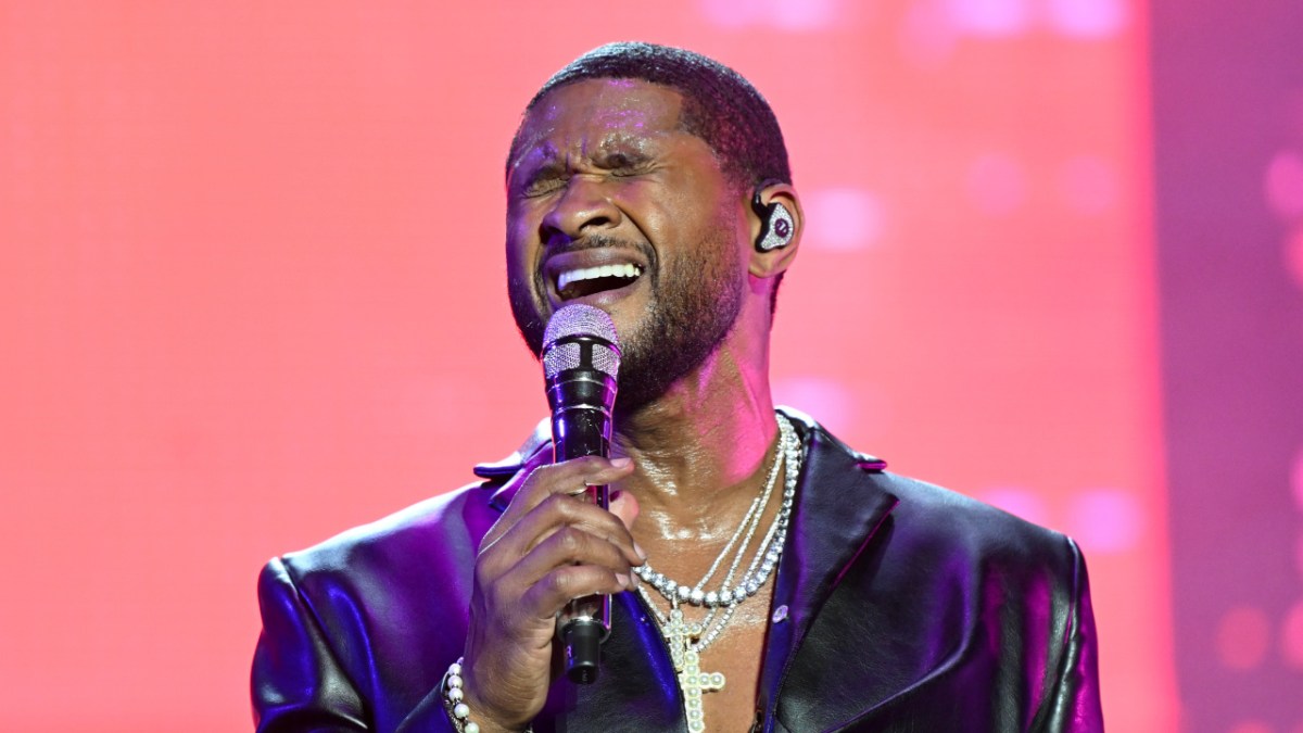 Usher Hilariously Disrupts His Wife's 'Inner Peace' During Jungle Honeymoon