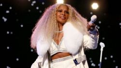 Mary J. Blige Reveals She's 'In Love': 'I Deserve A Good Relationship'