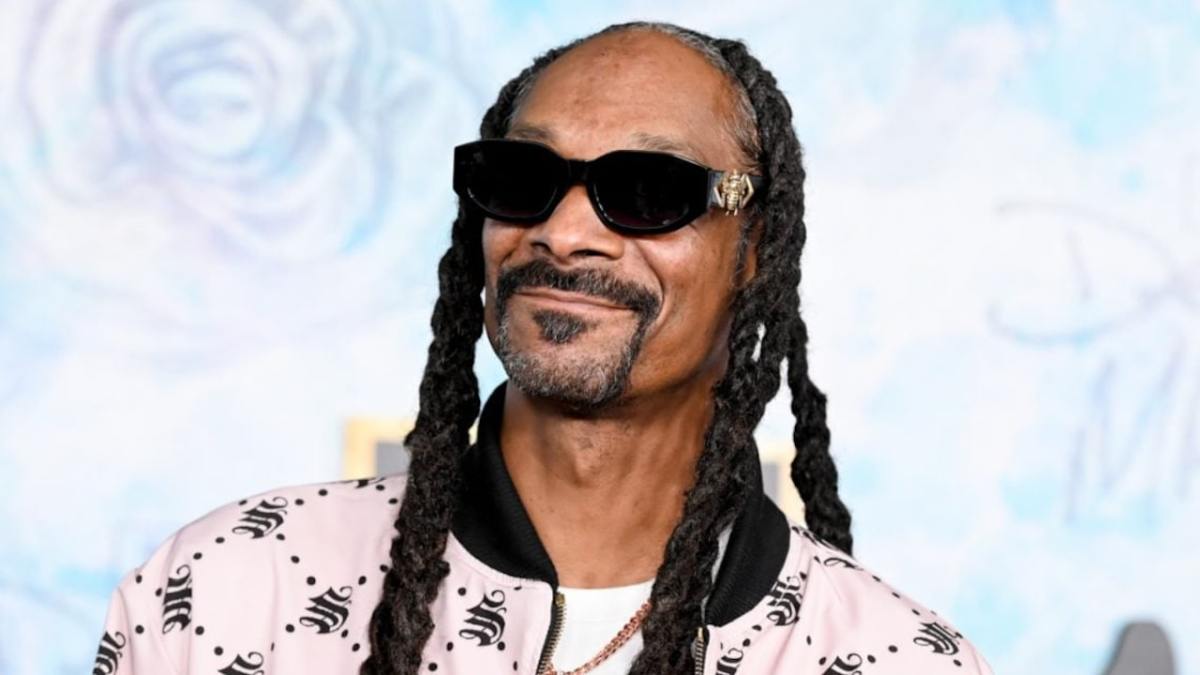 Snoop Dogg Re-Signs Former Death Row Artist To Label: 'He's Back Home'